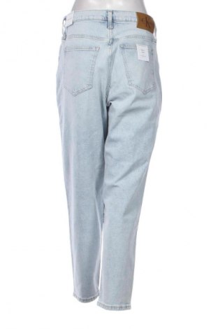 Дамски дънки Calvin Klein Jeans, Размер XL, Цвят Син, Цена 107,99 лв.