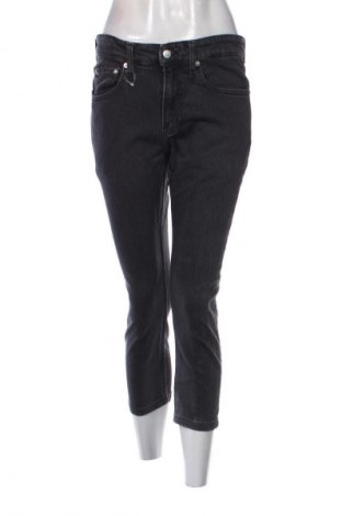 Damskie jeansy Calvin Klein Jeans, Rozmiar M, Kolor Szary, Cena 519,99 zł