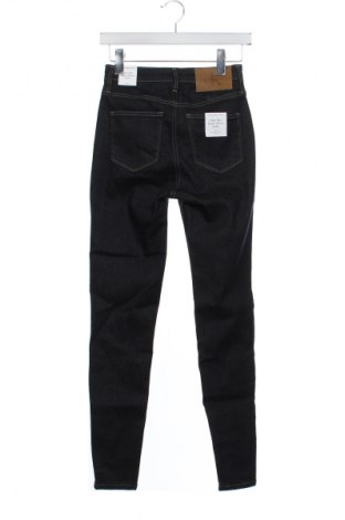 Dámske džínsy  Calvin Klein Jeans, Veľkosť S, Farba Čierna, Cena  64,95 €