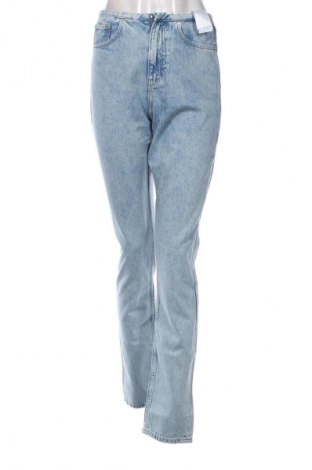 Dámske džínsy  Calvin Klein Jeans, Veľkosť S, Farba Modrá, Cena  119,95 €