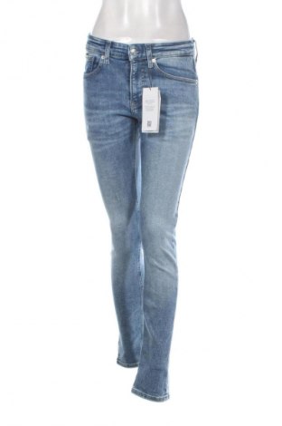 Dámske džínsy  Calvin Klein Jeans, Veľkosť M, Farba Modrá, Cena  51,95 €