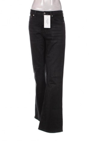 Дамски дънки Calvin Klein Jeans, Размер L, Цвят Черен, Цена 169,99 лв.