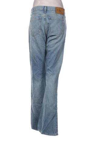 Дамски дънки Calvin Klein Jeans, Размер M, Цвят Син, Цена 129,99 лв.