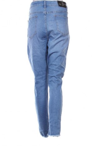 Γυναικείο Τζίν Chic, Μέγεθος 3XL, Χρώμα Μπλέ, Τιμή 29,99 €