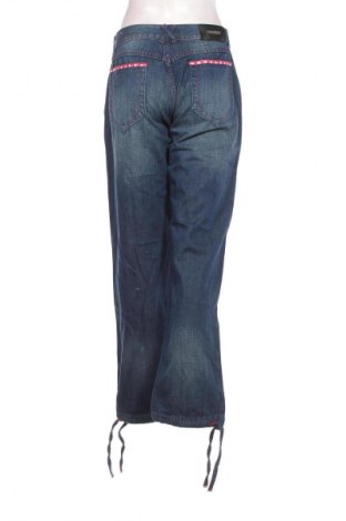 Damskie jeansy DNGRS, Rozmiar M, Kolor Niebieski, Cena 134,99 zł