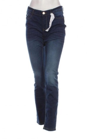 Дамски дънки Denim 1982, Размер L, Цвят Син, Цена 46,99 лв.