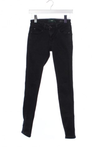Damskie jeansy Guess, Rozmiar XS, Kolor Czarny, Cena 172,41 zł