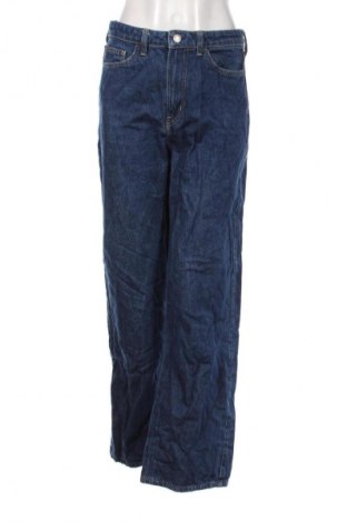 Damskie jeansy H&M, Rozmiar M, Kolor Niebieski, Cena 95,99 zł