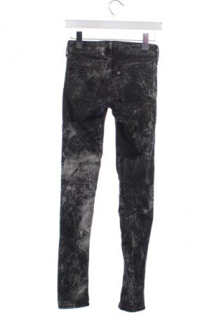 Dámske džínsy  H&M Divided, Veľkosť XS, Farba Viacfarebná, Cena  14,77 €