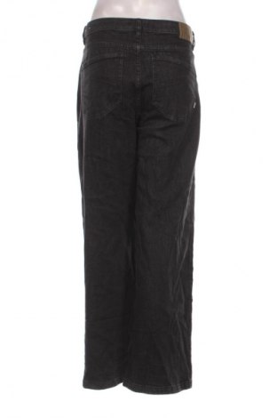 Damskie jeansy Nile, Rozmiar M, Kolor Czarny, Cena 291,99 zł