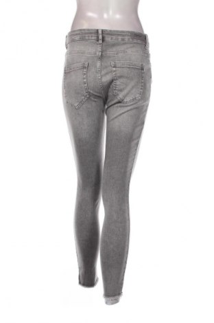 Damskie jeansy ONLY, Rozmiar M, Kolor Szary, Cena 111,99 zł