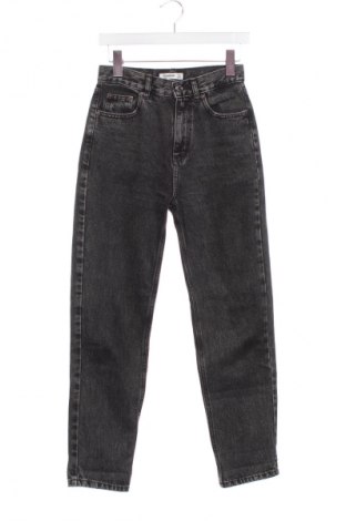 Dámske džínsy  Pull&Bear, Veľkosť XS, Farba Sivá, Cena  14,83 €