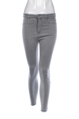 Dámské džíny  Pull&Bear, Velikost M, Barva Šedá, Cena  366,00 Kč