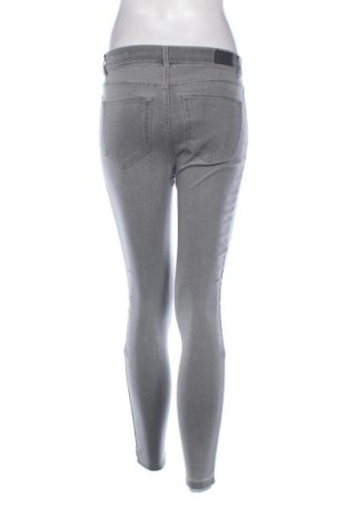 Dámské džíny  Pull&Bear, Velikost M, Barva Šedá, Cena  366,00 Kč