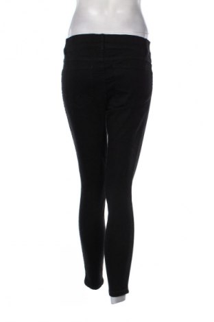 Dámske džínsy  Spanx, Veľkosť M, Farba Čierna, Cena  37,24 €