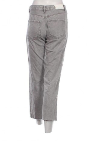 Blugi de femei Stradivarius, Mărime S, Culoare Gri, Preț 100,99 Lei