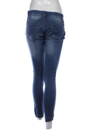 Dámske džínsy  Stradivarius, Veľkosť M, Farba Modrá, Cena  14,91 €