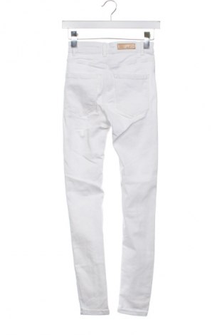 Női farmernadrág Stradivarius, Méret XS, Szín Fehér, Ár 5 776 Ft