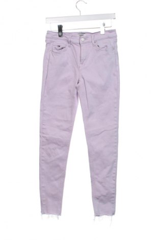 Дамски дънки Tommy Jeans, Размер S, Цвят Лилав, Цена 75,99 лв.