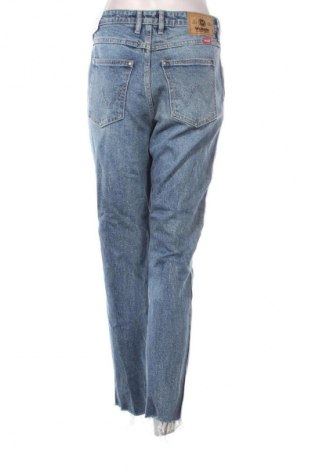 Női farmernadrág Wrangler, Méret M, Szín Kék, Ár 46 279 Ft