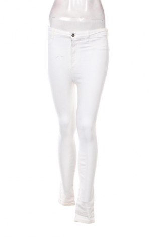 Damen Jeans Zara, Größe S, Farbe Weiß, Preis 18,99 €