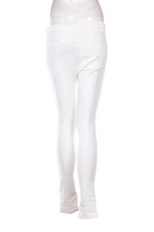 Damen Jeans Zara, Größe S, Farbe Weiß, Preis 18,99 €