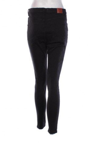 Damen Jeans Zara, Größe L, Farbe Schwarz, Preis 15,99 €