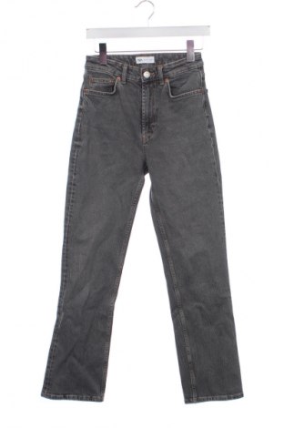 Damskie jeansy Zara, Rozmiar S, Kolor Szary, Cena 71,91 zł