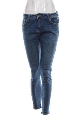 Blugi de femei Zara, Mărime M, Culoare Albastru, Preț 93,99 Lei