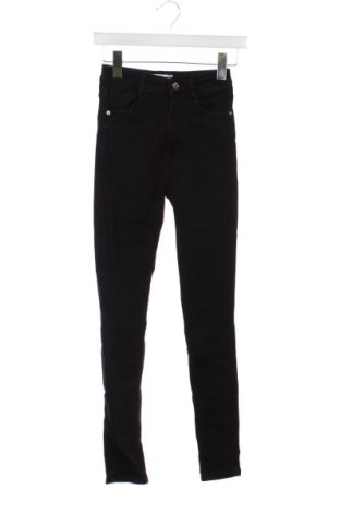 Damen Jeans Zara, Größe XS, Farbe Schwarz, Preis 13,80 €