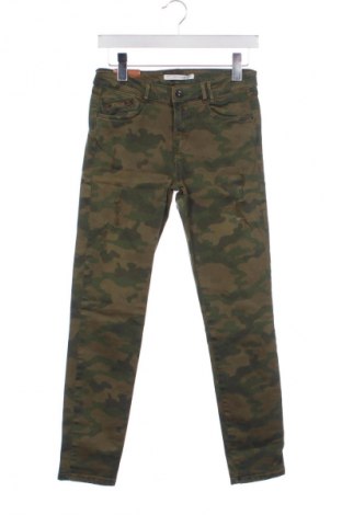Blugi de femei Zara Trafaluc, Mărime M, Culoare Multicolor, Preț 71,00 Lei