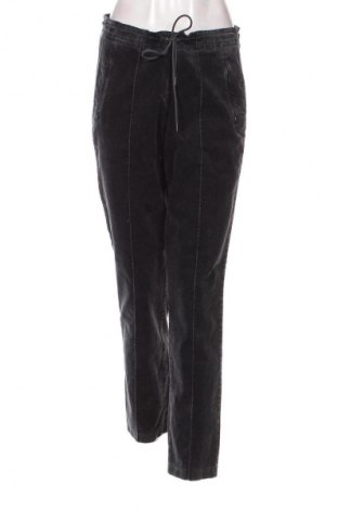 Damen Cordhose Brax, Größe M, Farbe Grau, Preis € 47,99