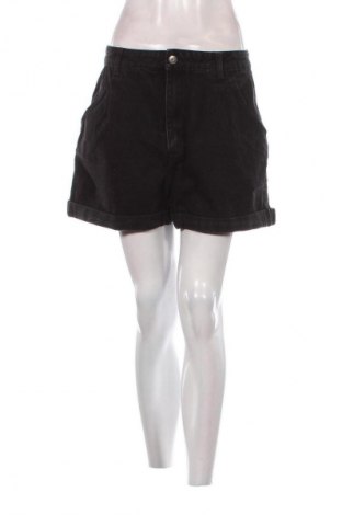 Damen Shorts Bershka, Größe L, Farbe Schwarz, Preis € 15,44