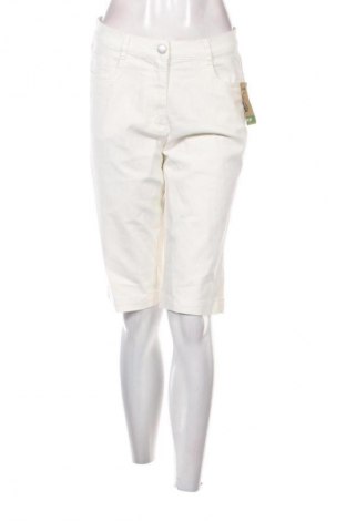Pantaloni scurți de femei Bexleys, Mărime M, Culoare Alb, Preț 179,99 Lei
