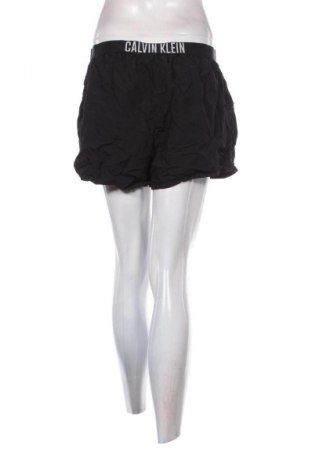 Damskie szorty Calvin Klein, Rozmiar L, Kolor Czarny, Cena 206,74 zł