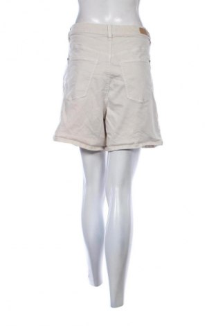Női rövidnadrág Esprit, Méret XXL, Szín Bézs, Ár 8 389 Ft