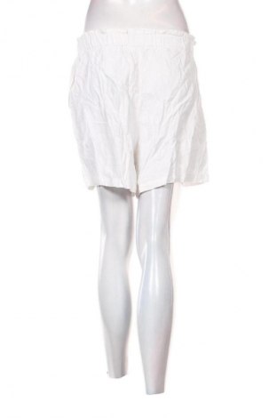 Pantaloni scurți de femei Ever.me by Takko Fashion, Mărime M, Culoare Alb, Preț 56,99 Lei
