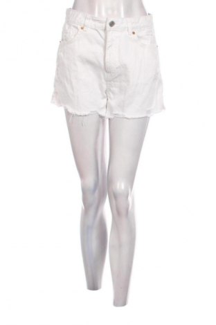 Damen Shorts Fb Sister, Größe M, Farbe Weiß, Preis € 13,99