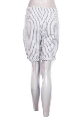 Damen Shorts Gant, Größe M, Farbe Mehrfarbig, Preis 38,00 €