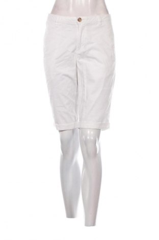 Damen Shorts George, Größe M, Farbe Weiß, Preis 9,72 €