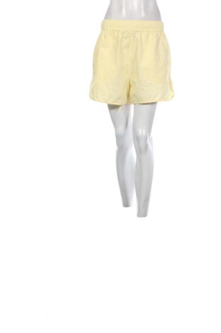Damen Shorts H&M, Größe M, Farbe Gelb, Preis 11,99 €