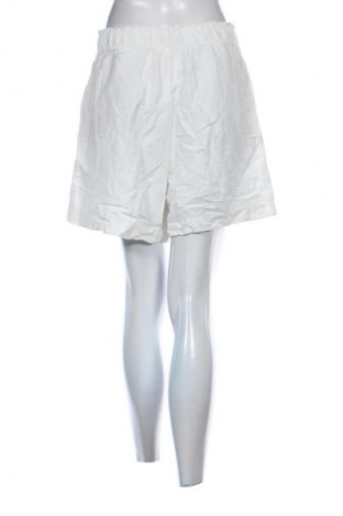 Damen Shorts H&M, Größe M, Farbe Ecru, Preis 11,99 €