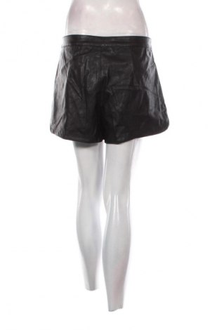 Dámské kraťasy  H&M, Velikost M, Barva Černá, Cena  309,00 Kč