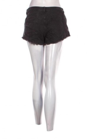Damen Shorts H&M Divided, Größe M, Farbe Schwarz, Preis 11,99 €