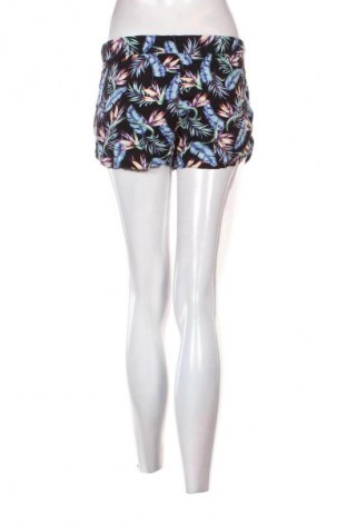 Dámske kraťasy  H&M Divided, Veľkosť XS, Farba Viacfarebná, Cena  7,95 €