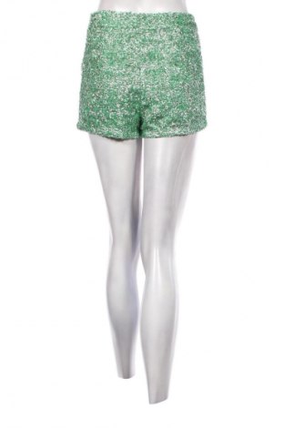 Pantaloni scurți de femei L'atiste by Amy, Mărime S, Culoare Verde, Preț 26,99 Lei