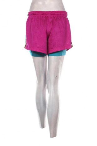 Pantaloni scurți de femei Nike, Mărime M, Culoare Multicolor, Preț 117,99 Lei