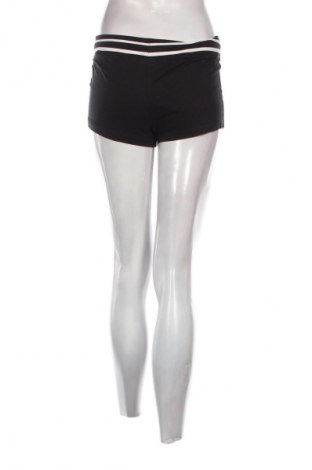 Damen Shorts Okay, Größe S, Farbe Schwarz, Preis 10,00 €