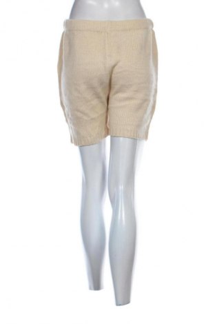 Pantaloni scurți de femei Pink Diamond, Mărime L, Culoare Ecru, Preț 65,99 Lei