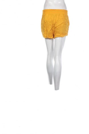 Pantaloni scurți de femei Primark, Mărime S, Culoare Galben, Preț 36,99 Lei